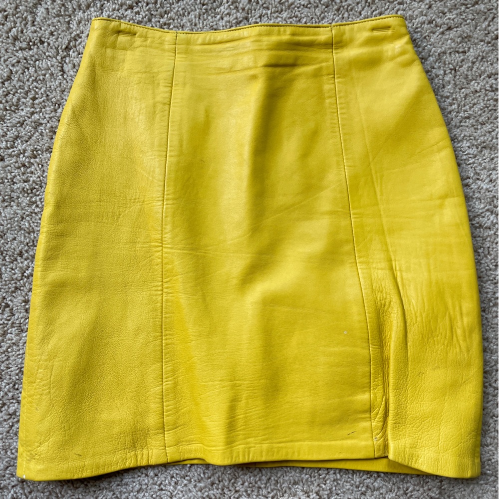 Tannery West Lambskin Leather High Waisted Mini Skirt (Size 6)